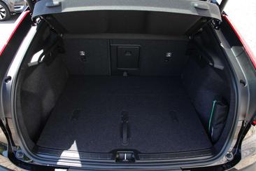 Volvo EC40 Coupé SUV Single Motor Extended Range — photo 26