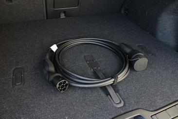 Volvo EC40 Coupé SUV Single Motor Extended Range — photo 27