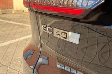 Volvo EC40 Coupé SUV Single Motor Extended Range — photo 5