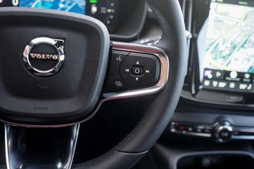 Volvo EC40 Coupé SUV Single Motor Extended Range — photo 15