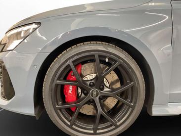 Audi RS3 Berline — photo 11