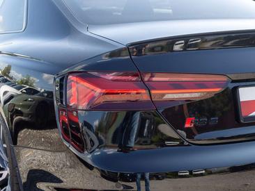 Audi RS5 Sportback — photo 9