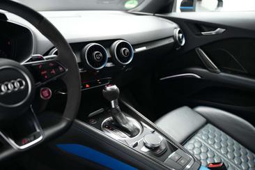 Audi TTRS 2.5 TFSI — photo 25