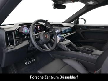 Porsche Cayenne S Electric — photo 11