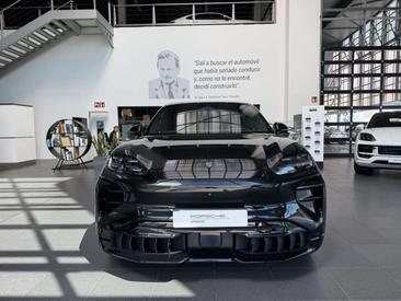Porsche Cayenne Turbo Electric — photo 4