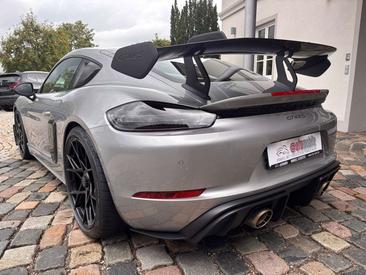 Porsche 718 Cayman GT4 RS — photo 4