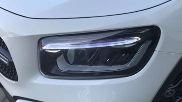 Mercedes GLB 200d — photo 14