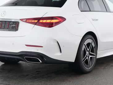 Mercedes Classe C Berline 180 — photo 3