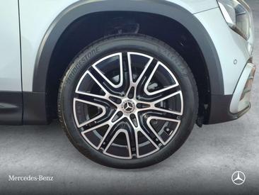 Mercedes GLB 200 — photo 2