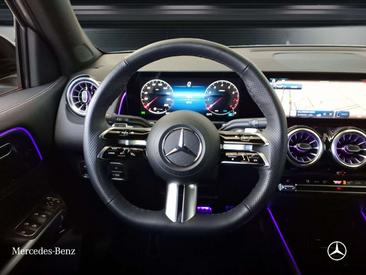Mercedes GLB 200 — photo 13
