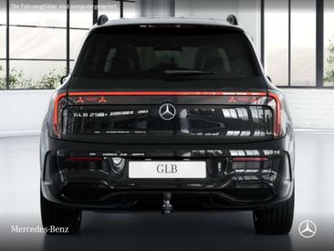 Mercedes GLB 250 — photo 6