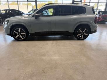 Mercedes GLB 250 — photo 4