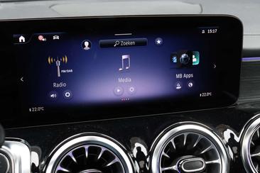 Mercedes EQB 350 4MATIC — photo 40