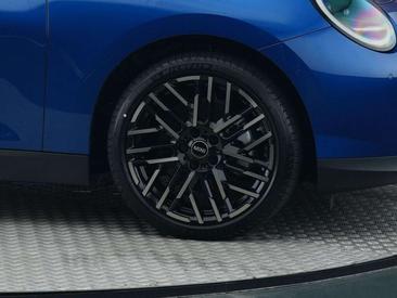 Mini Cooper Electric Berline Cooper SE — photo 16