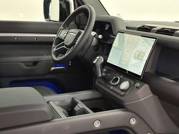 Land Rover Defender 110 D200 — photo 6