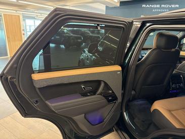 Land Rover Range Rover Sport P550e — photo 10