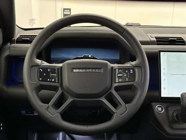 Land Rover Defender 110 D200 — photo 8
