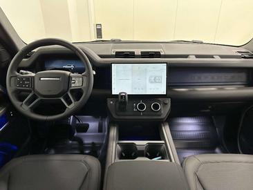 Land Rover Defender 110 D200 — photo 9