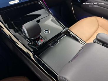 Land Rover Range Rover Sport P550e — photo 13