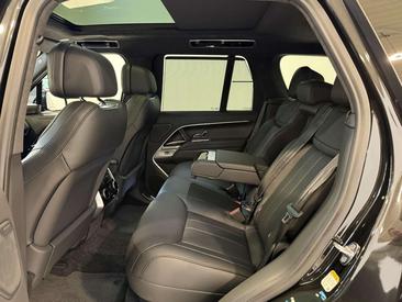 Land Rover Range Rover P460e — photo 19