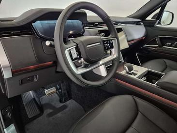 Land Rover Range Rover D350 — photo 11