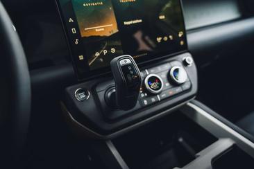 Land Rover Defender 110 D200 — photo 10