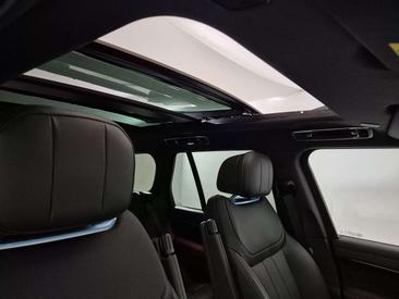 Land Rover Range Rover D350 — photo 12