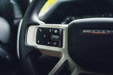 Land Rover Defender 110 D200 — photo 12