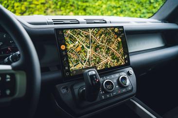 Land Rover Defender 110 D200 — photo 14