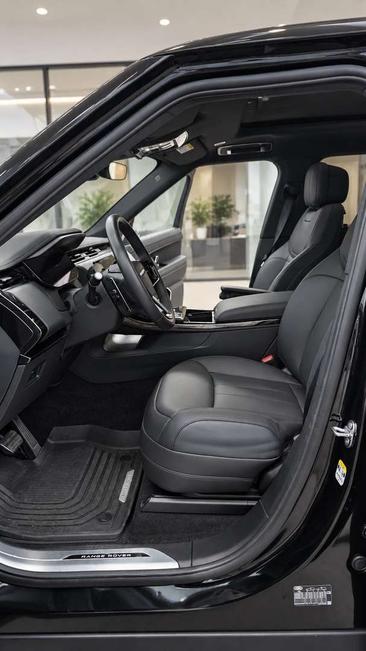 Land Rover Range Rover Sport D250 — photo 11