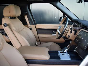 Land Rover Range Rover P460e — photo 8