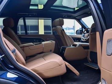 Land Rover Range Rover P460e — photo 18