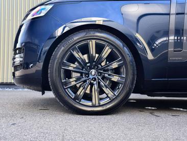 Land Rover Range Rover P460e — photo 35