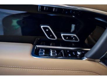 Land Rover Range Rover P530 — photo 21