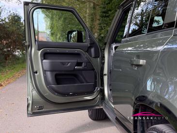 Land Rover Defender D200 — photo 7