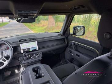 Land Rover Defender D200 — photo 18