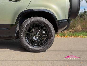 Land Rover Defender D200 — photo 47