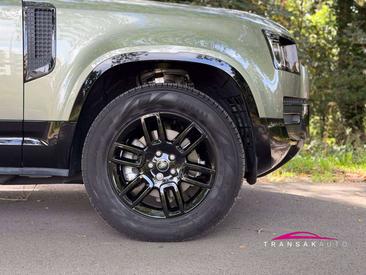 Land Rover Defender D200 — photo 49