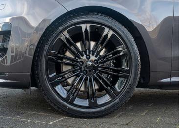 Land Rover Range Rover Sport P550e — photo 6