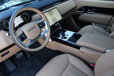 Land Rover Range Rover P550e — photo 3
