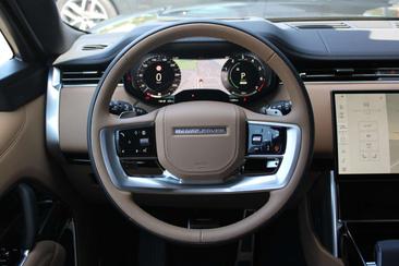 Land Rover Range Rover P550e — photo 9