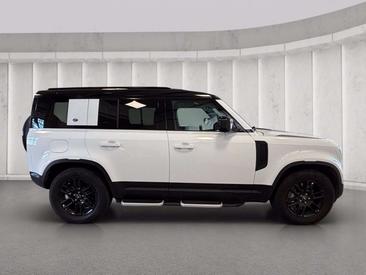 Land Rover Defender 110 P400e — photo 6