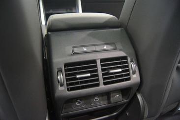 Land Rover Discovery Sport D200 — photo 8