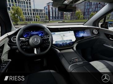 Mercedes EQE 350 AMG Line — photo 10
