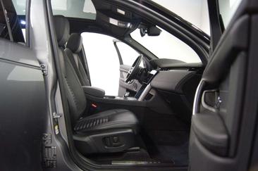 Land Rover Discovery Sport D200 — photo 12