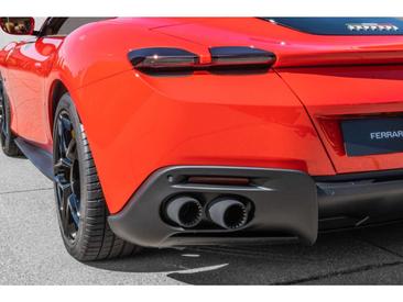 Ferrari Roma Spider — photo 11