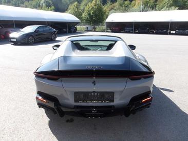 Ferrari 12 Cilindri — photo 3