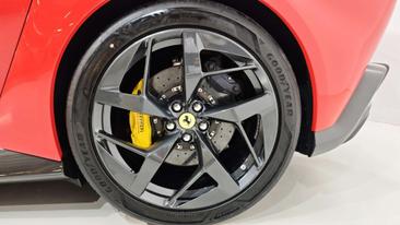 Ferrari 12 Cilindri — photo 10