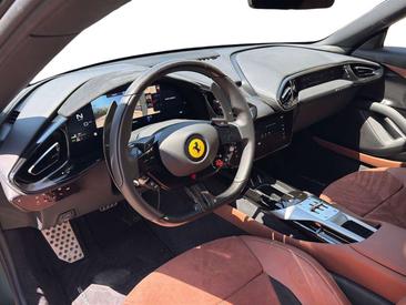 Ferrari 12 Cilindri — photo 4