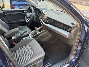Audi A1 Break Surélevé 30 TFSI — photo 13